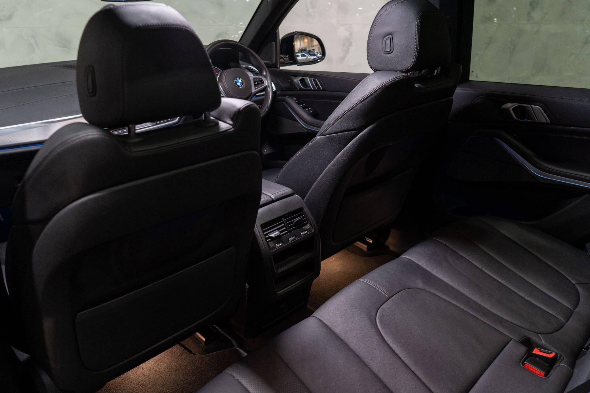 BMW X5 view 17
