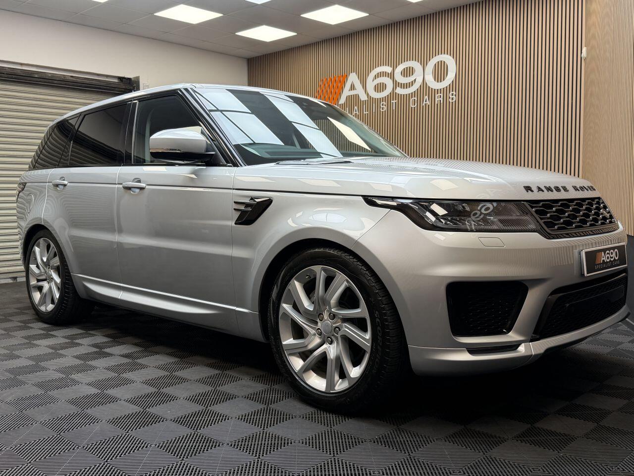 Land Rover Range Rover Sport view 9