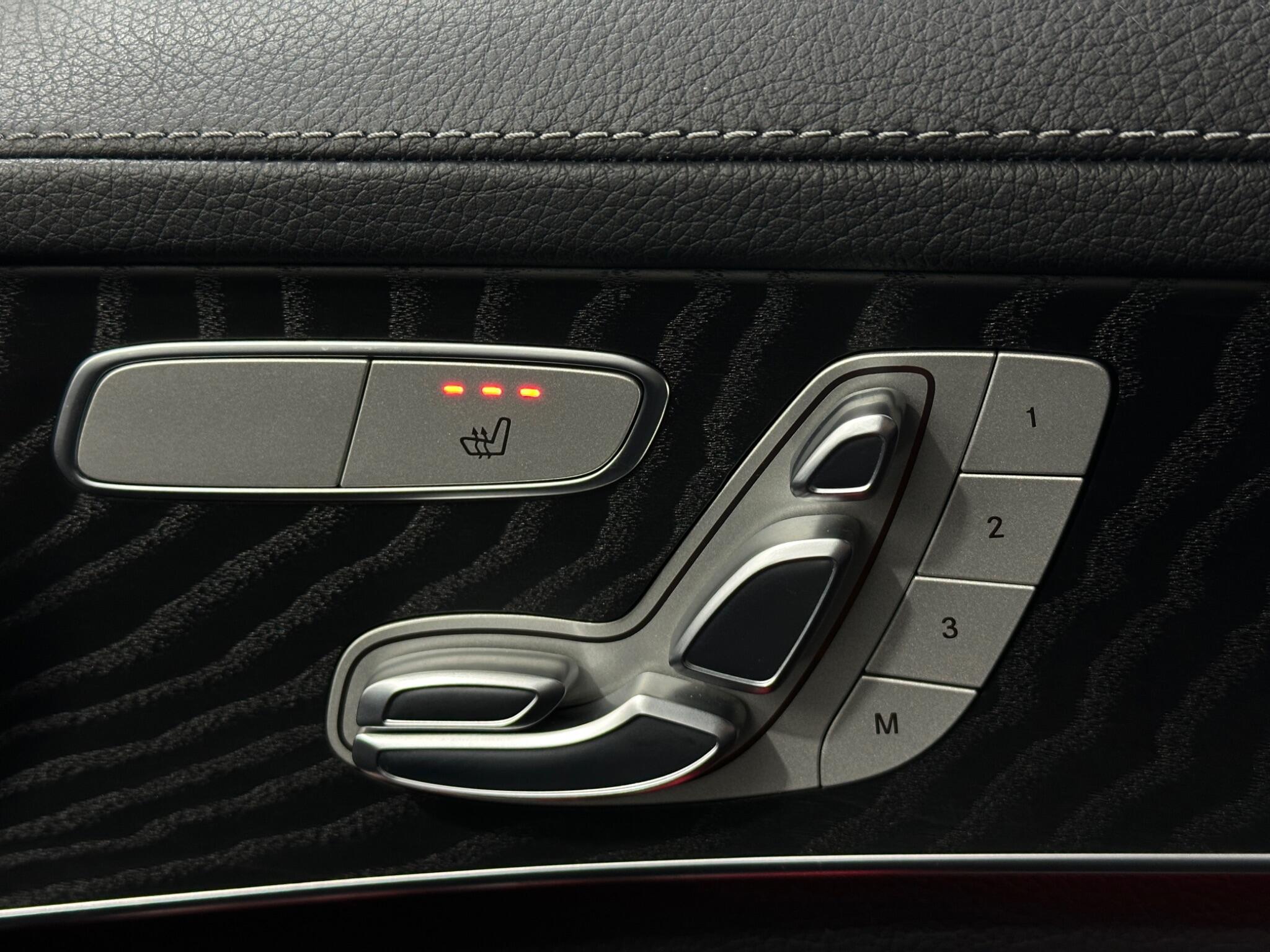 Mercedes-Benz C-Class view 20