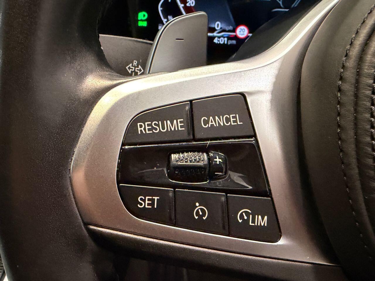 BMW 3 Series view 28