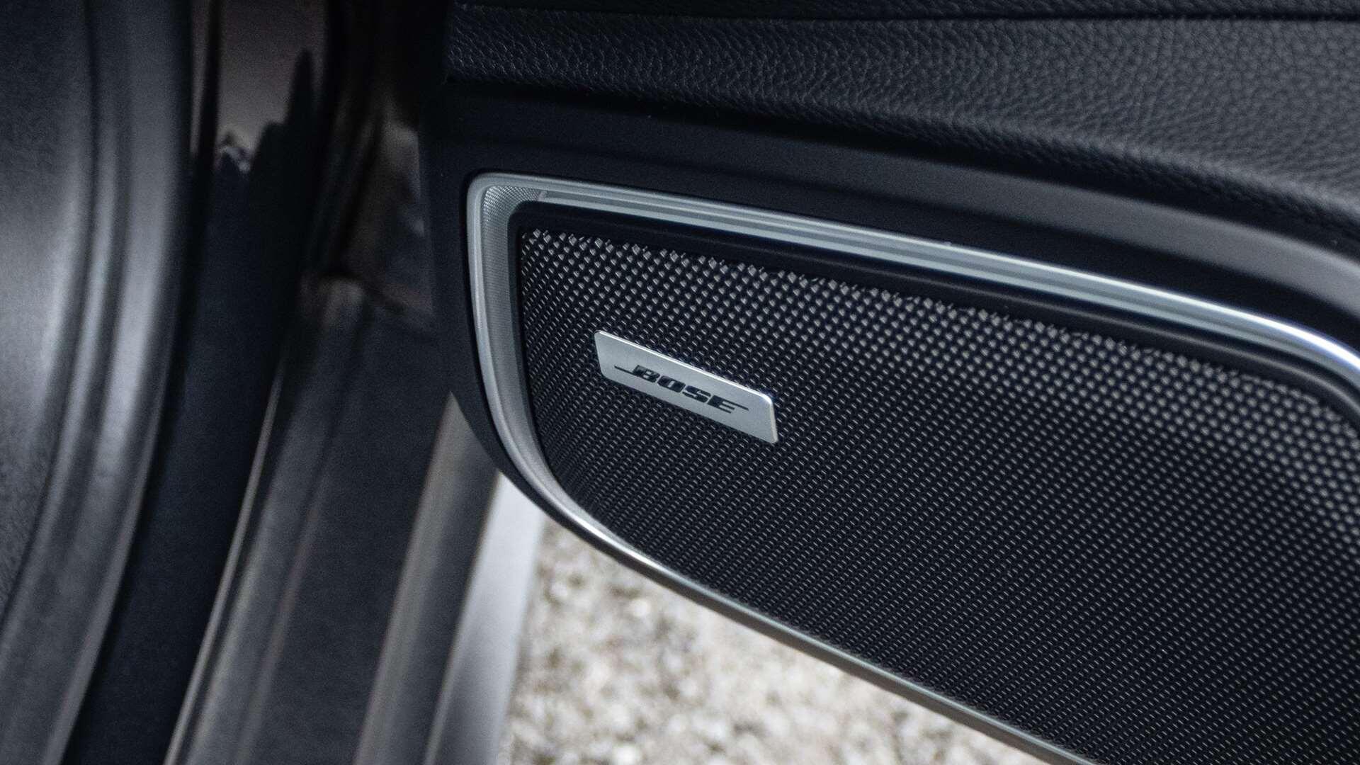 Porsche Panamera view 32