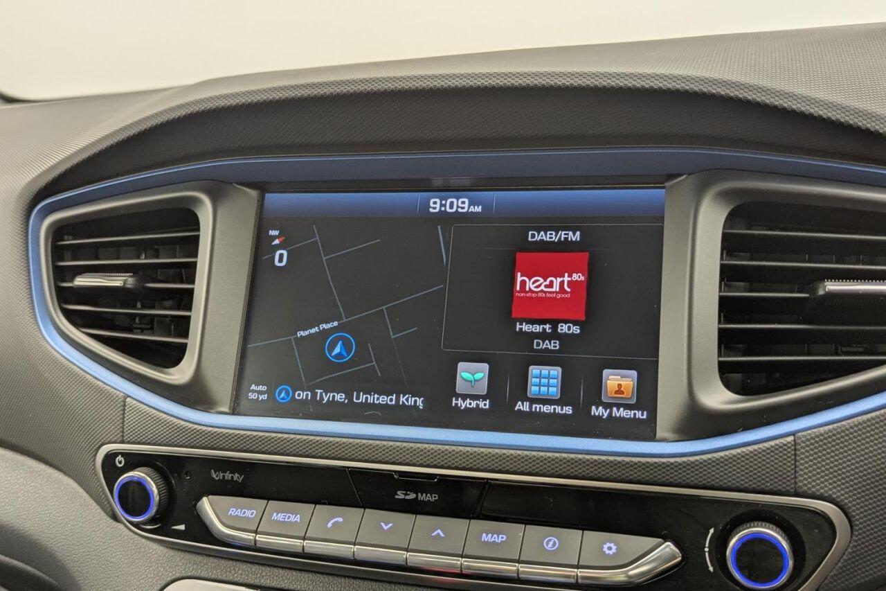 Hyundai IONIQ view 18