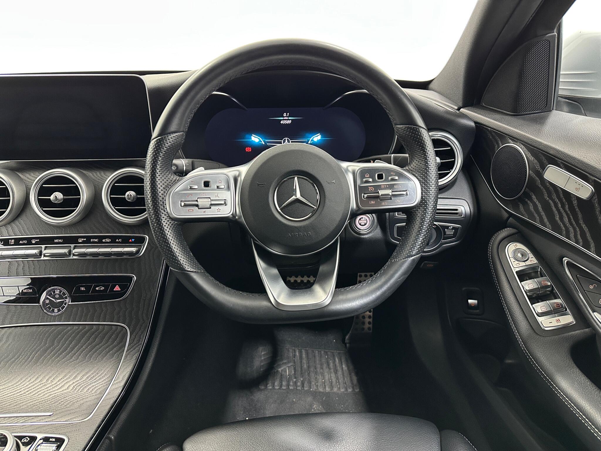 Mercedes-Benz C-Class view 13