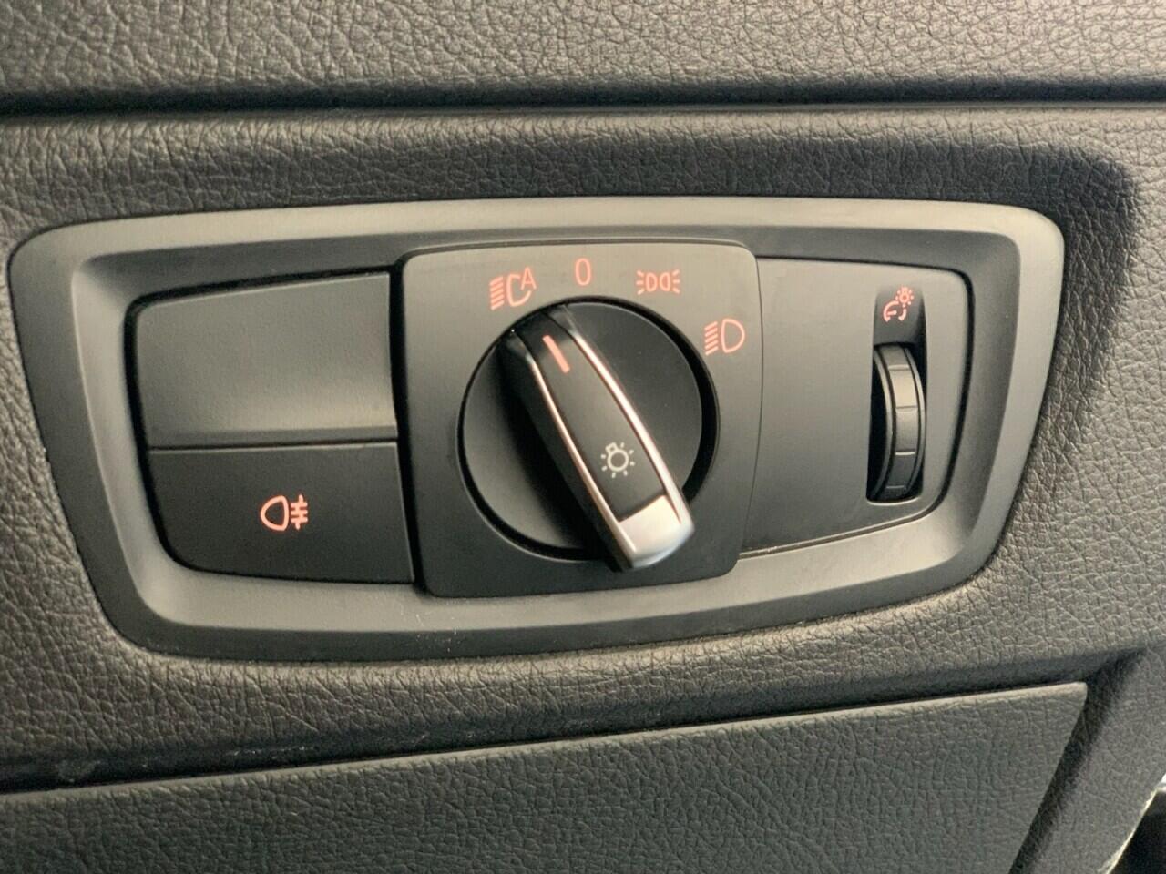 BMW 1 Series view 37