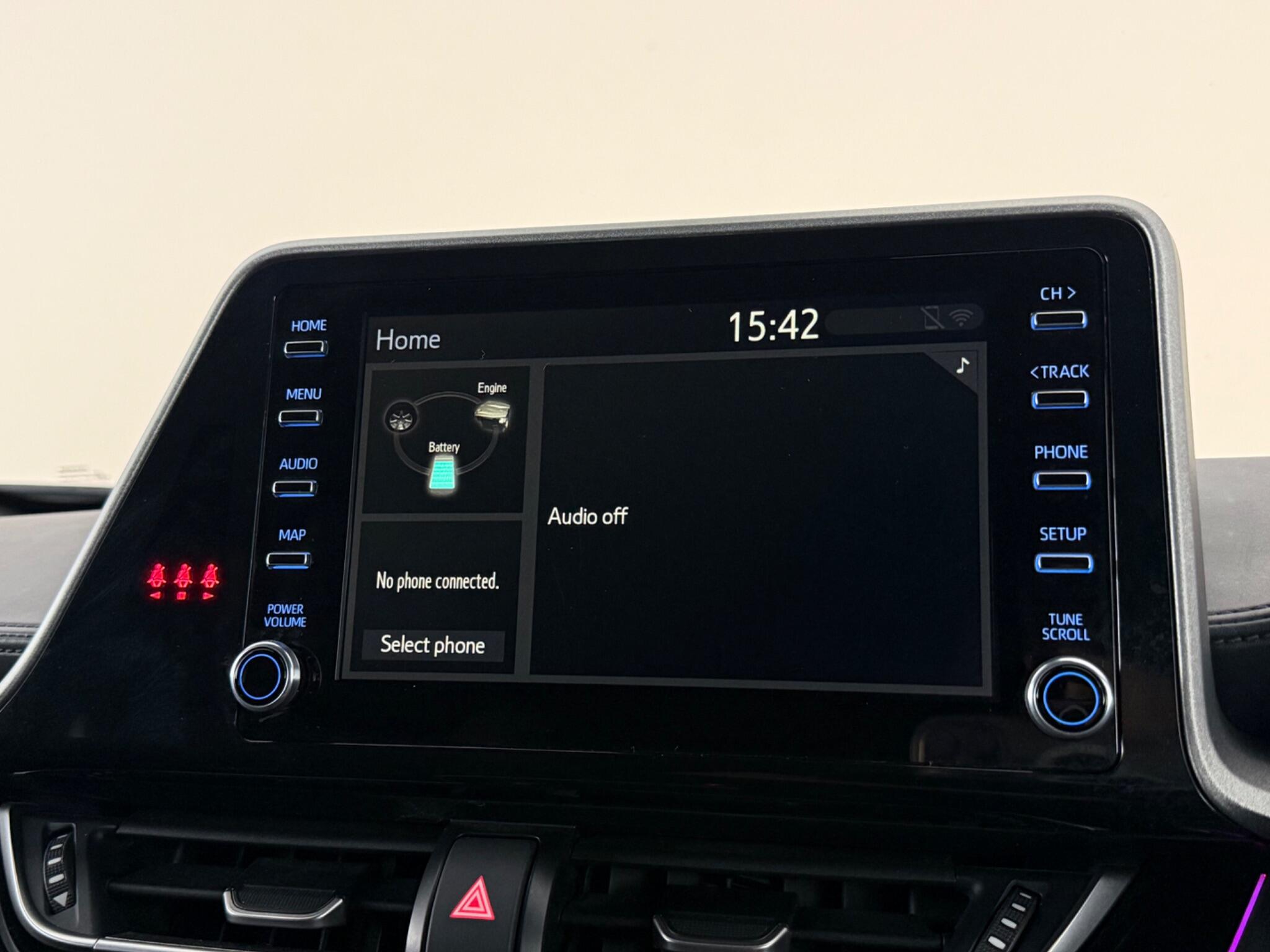 Toyota C-HR view 22