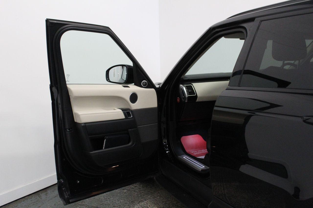 Land Rover Range Rover Sport view 19