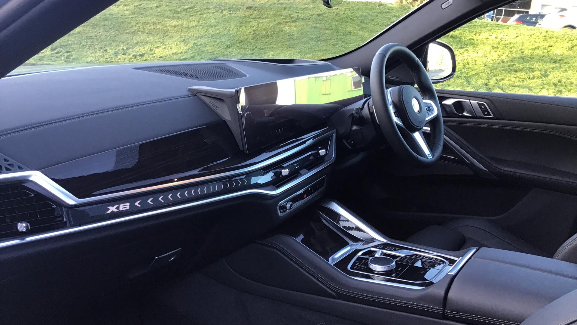 BMW X6 view 7