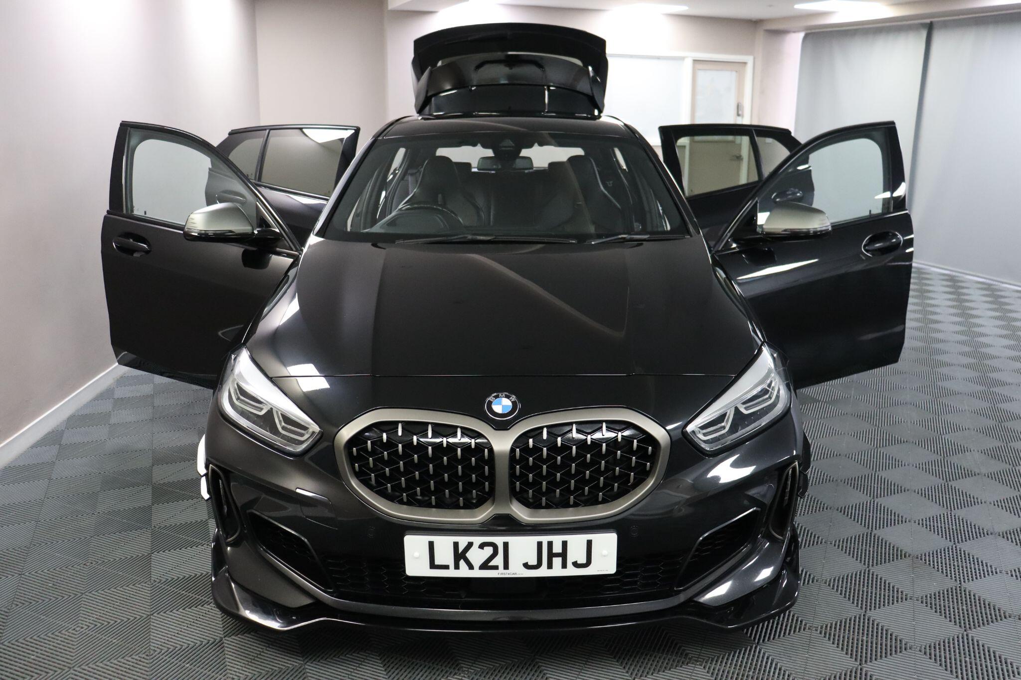 BMW 1 Series view 7