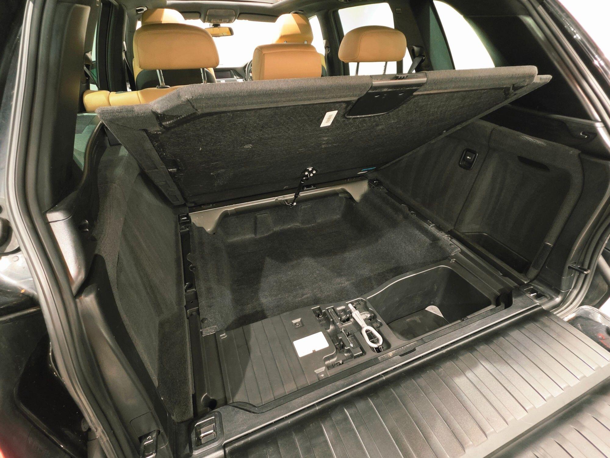 BMW X5 M view 53
