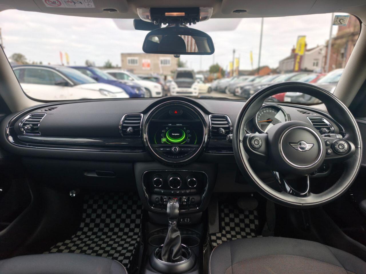 Mini Clubman view 7