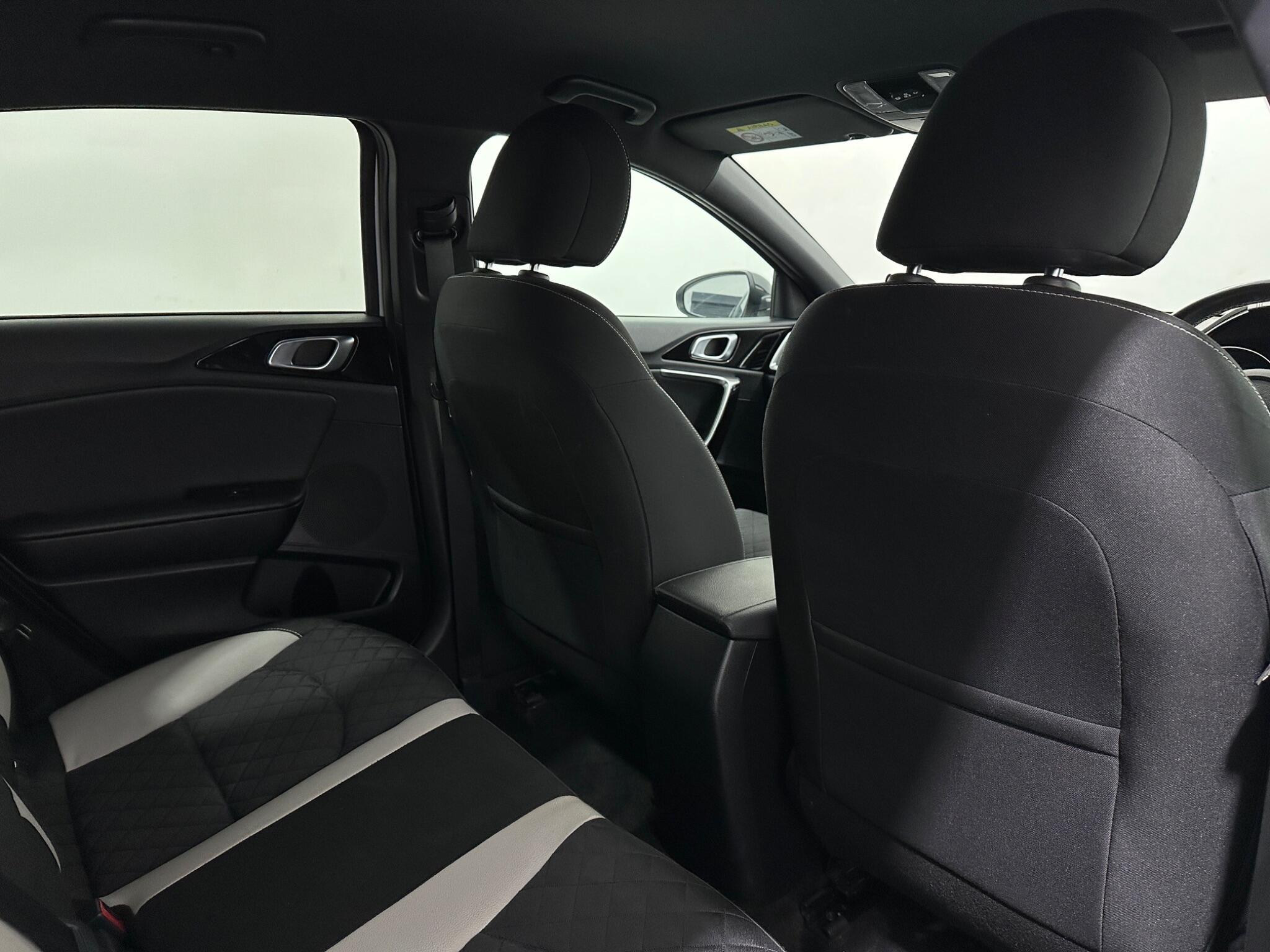 Kia Ceed view 41