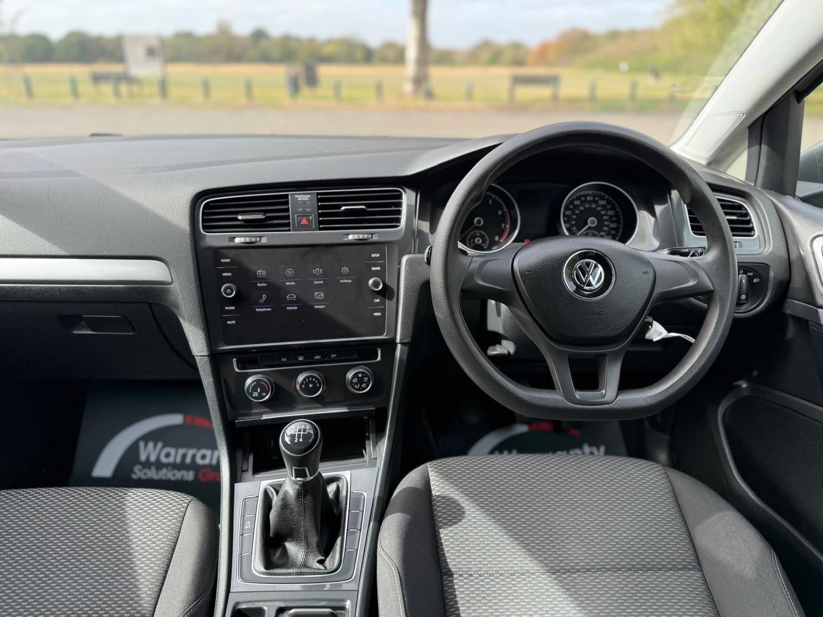 Volkswagen Golf view 27