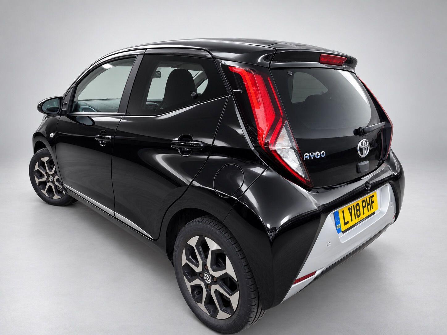 Toyota Aygo view 11