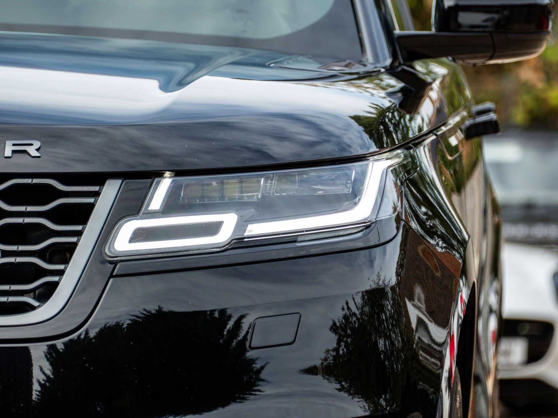 Land Rover Range Rover Velar view 12