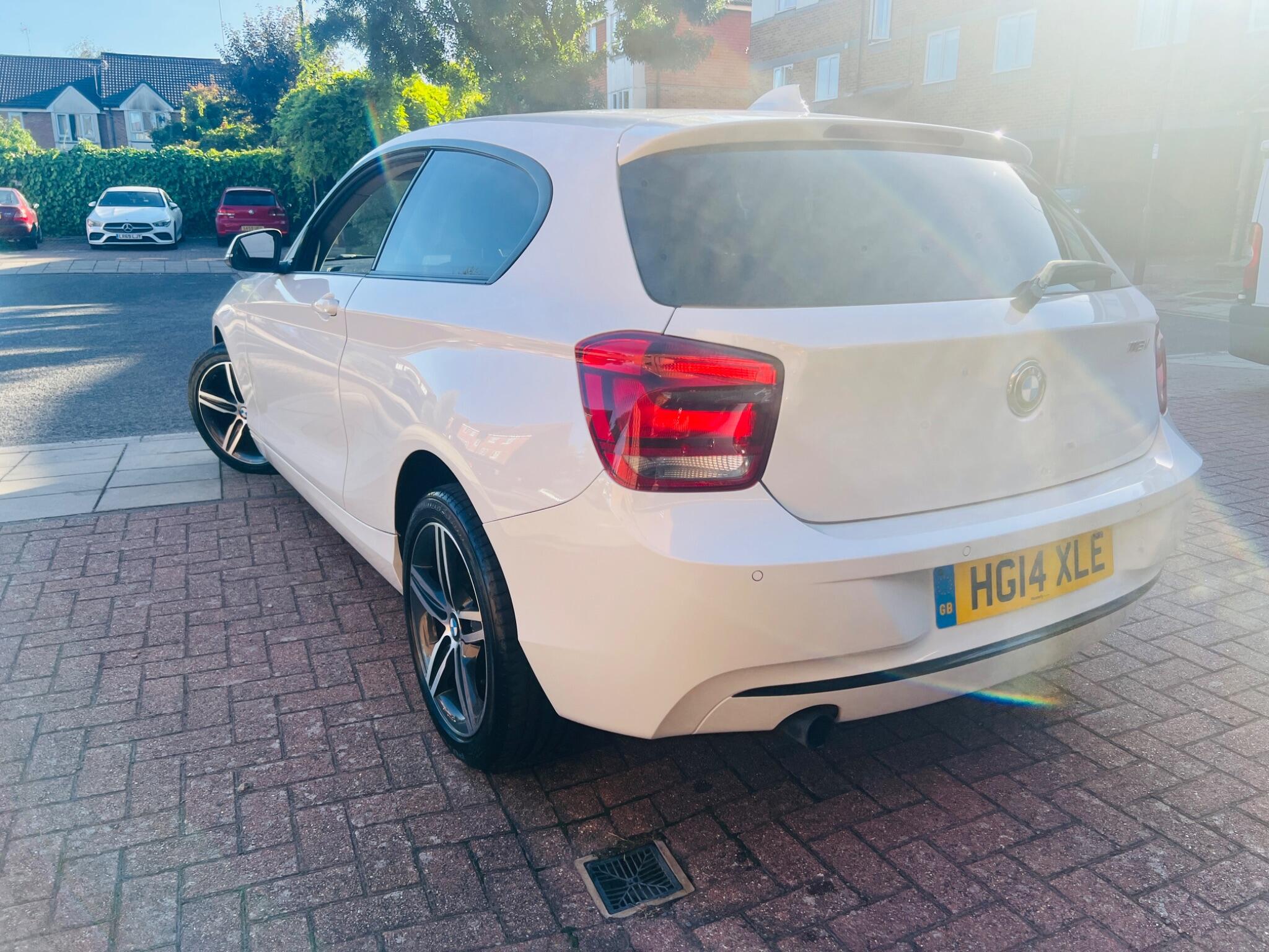 BMW 1 Series view 4