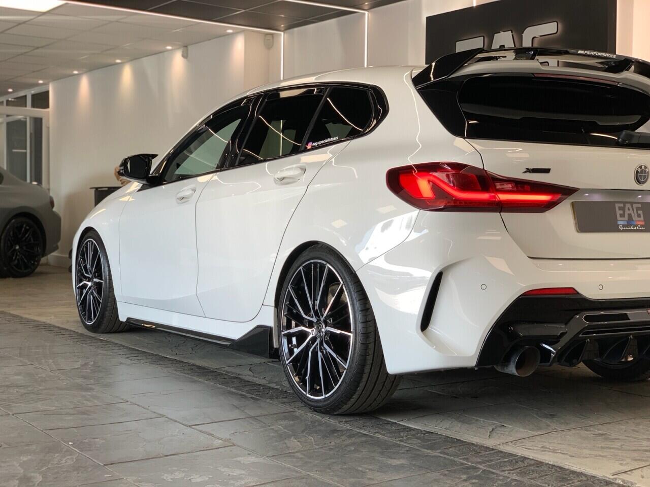 BMW 1 Series view 7