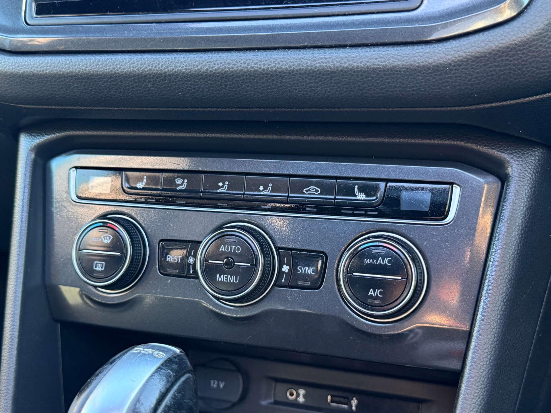 Volkswagen Tiguan view 51