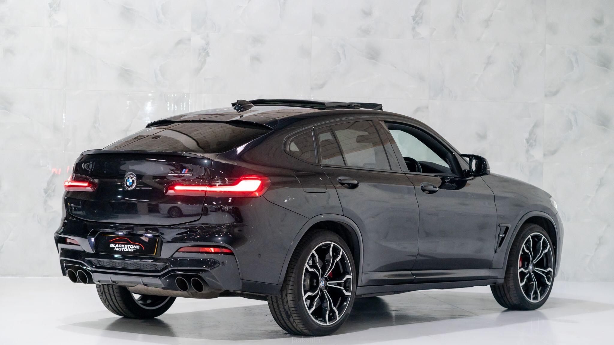 BMW X4 M view 8