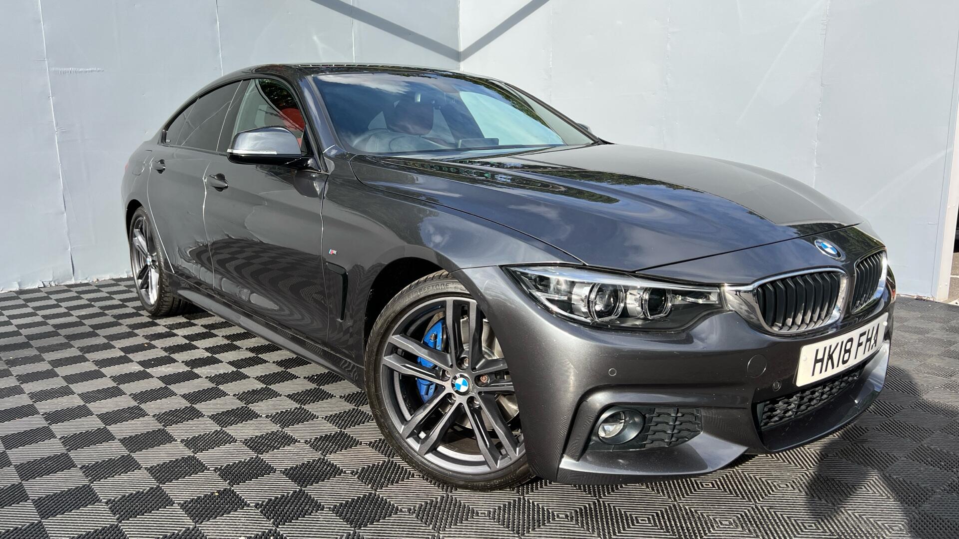 BMW 4 Series view 24