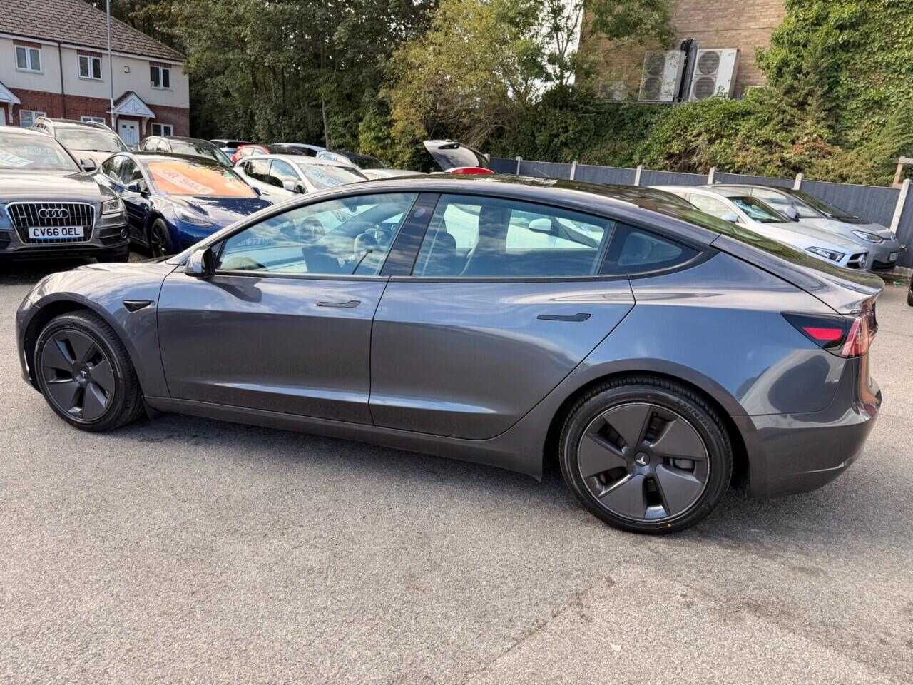 Tesla Model 3 view 11