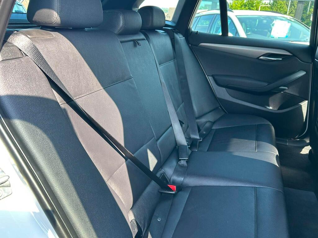 BMW X1 view 13