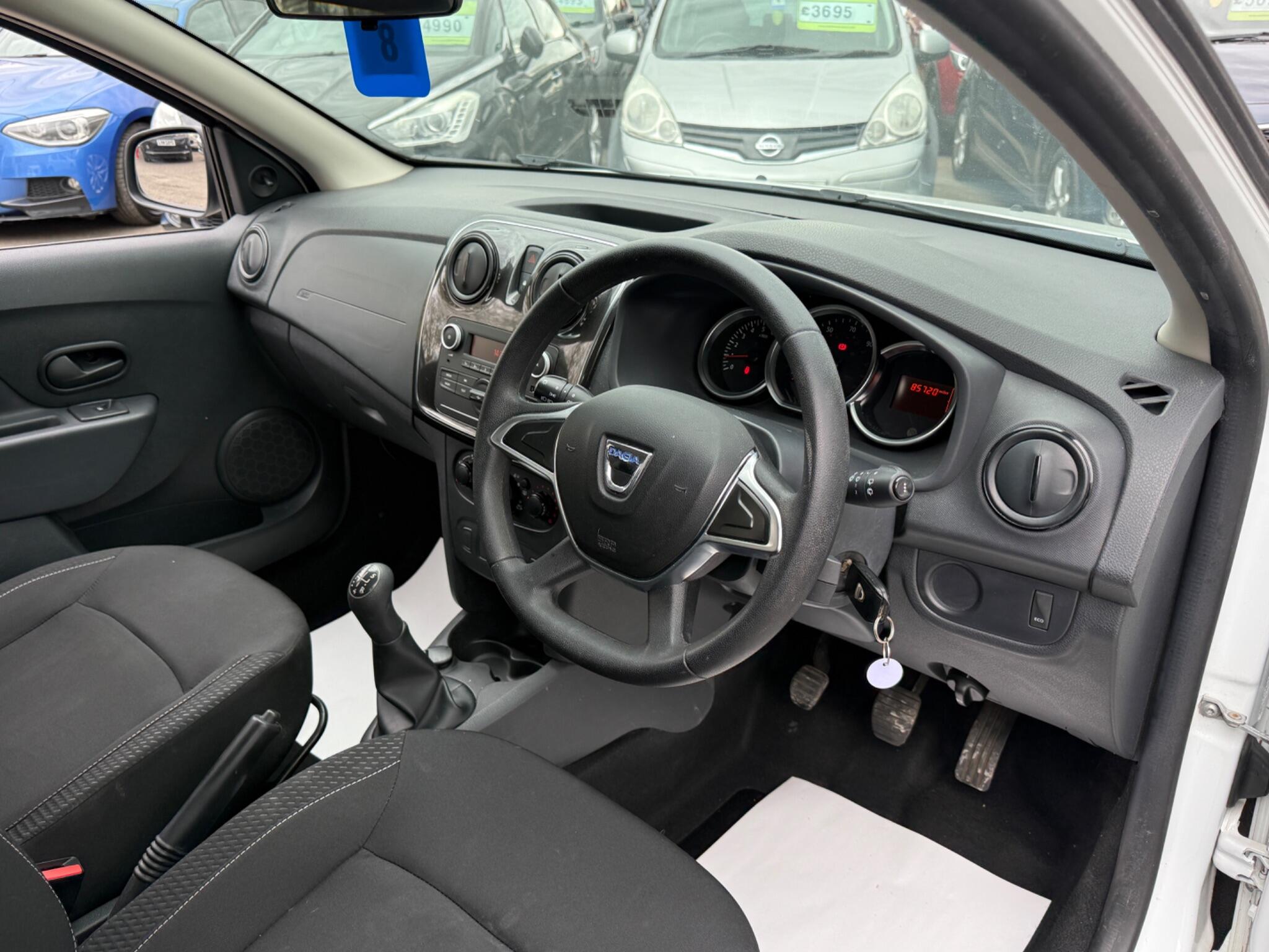 Dacia Sandero - Image 34