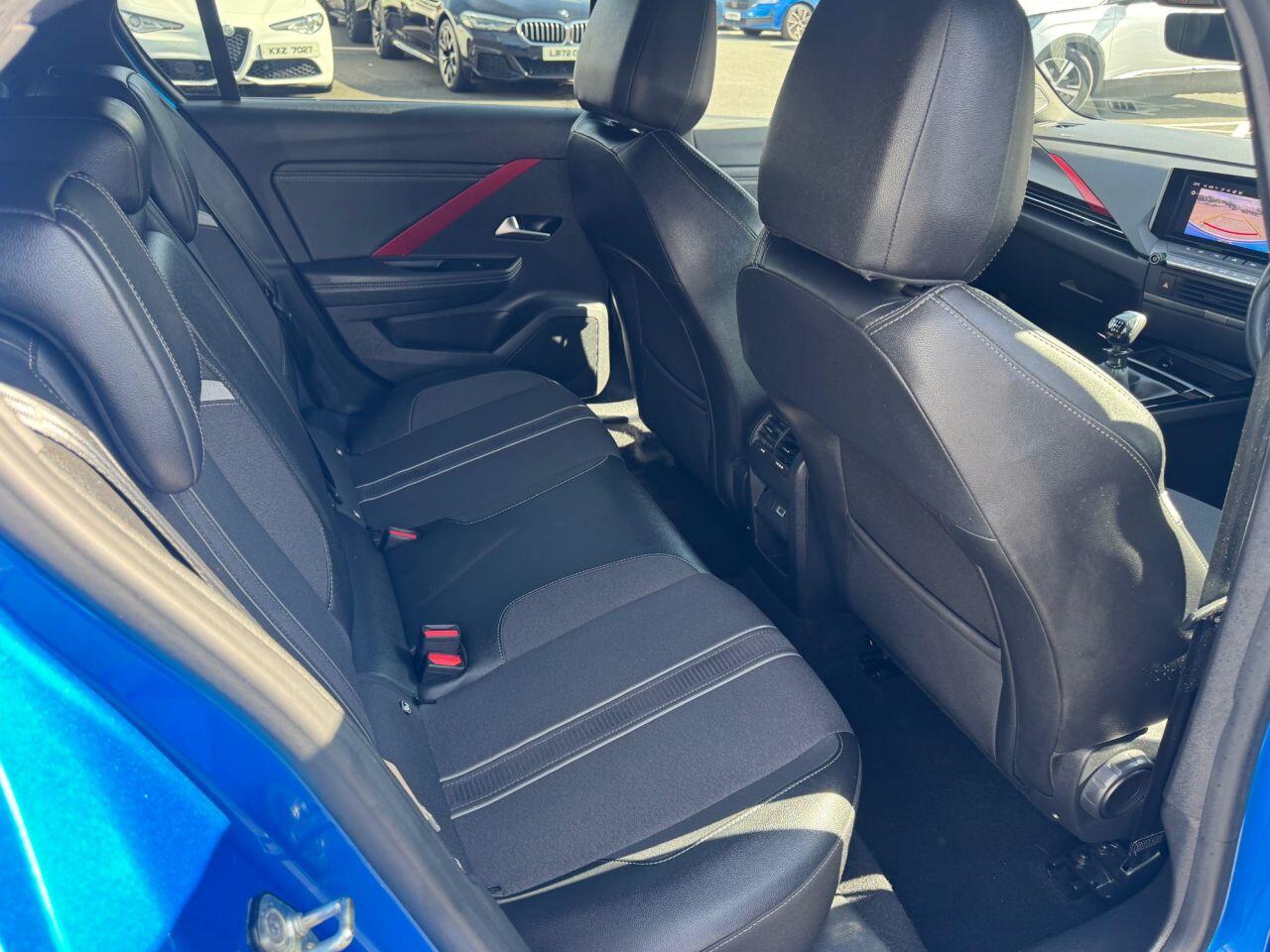 Vauxhall Astra view 12