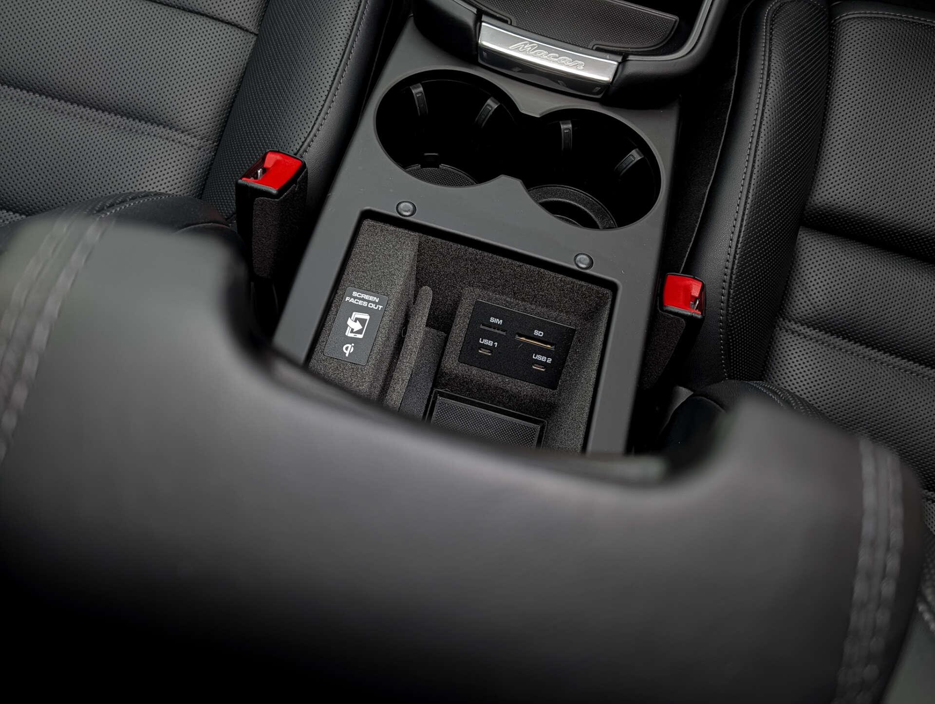 Porsche Macan view 43
