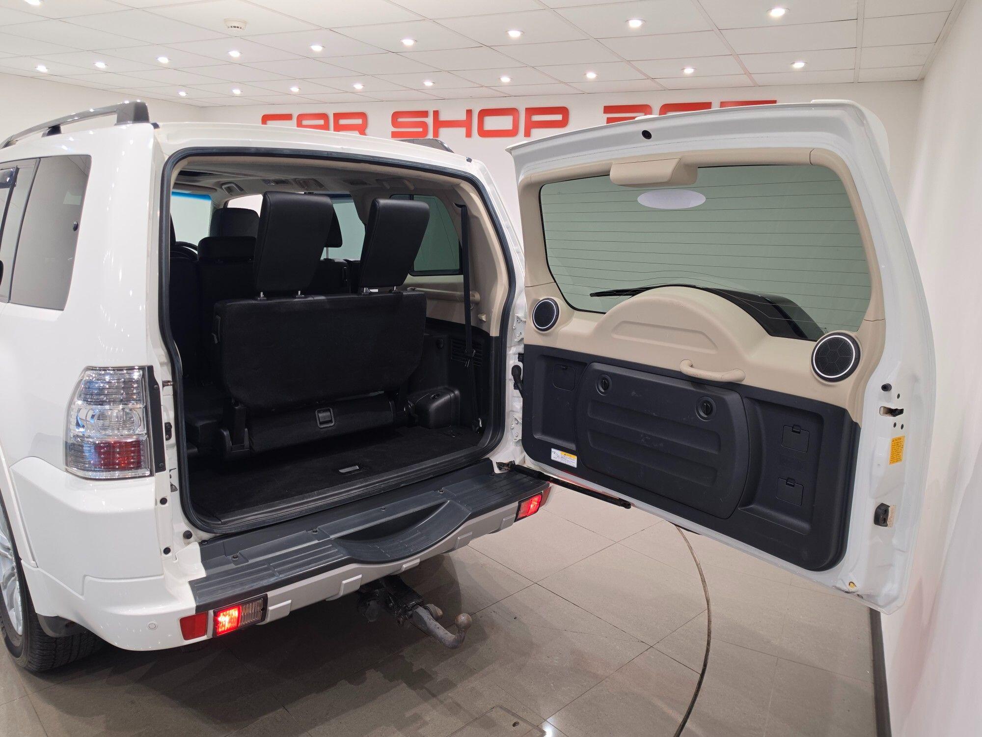 Mitsubishi Shogun view 46