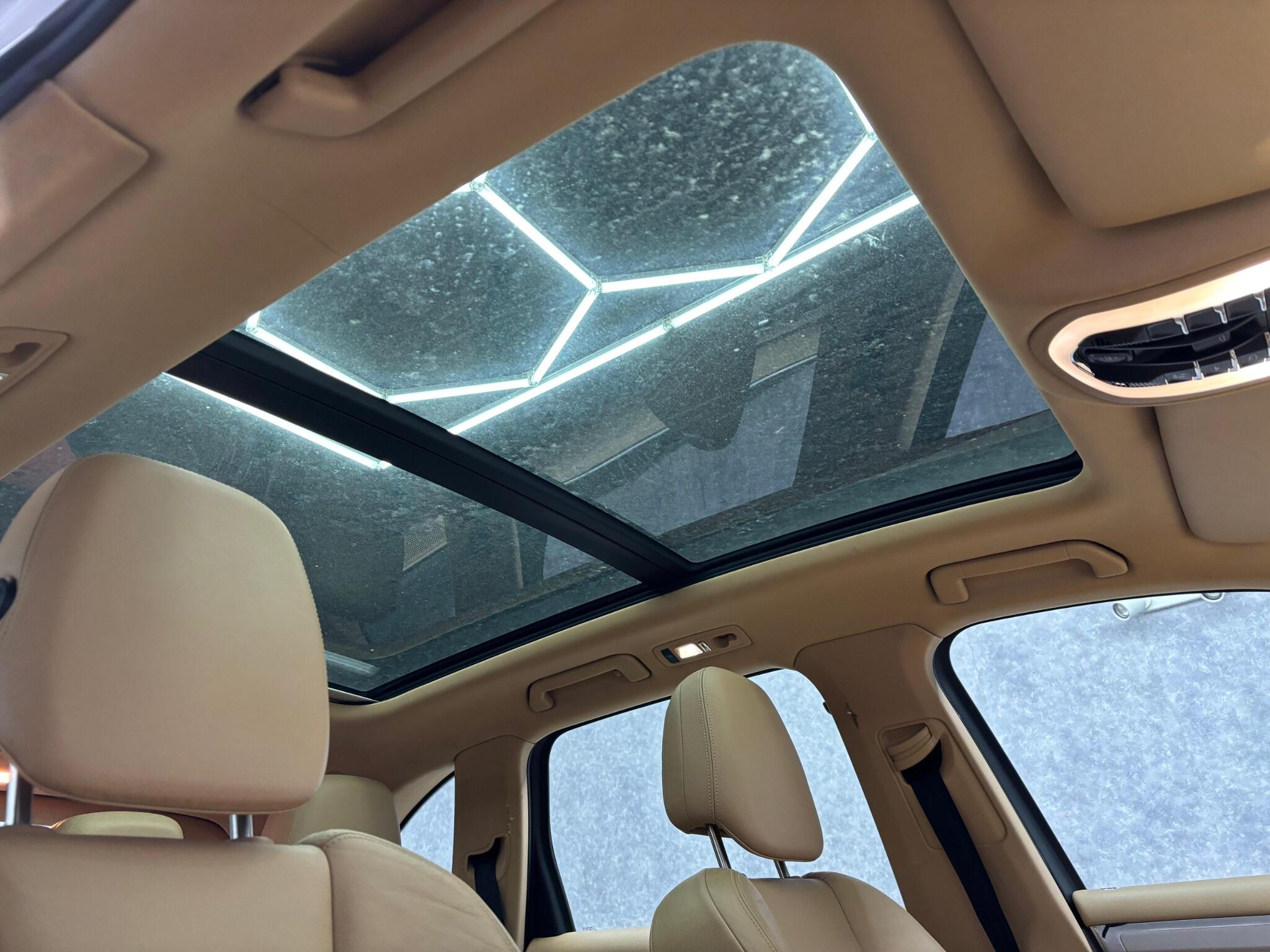 Porsche Cayenne view 17