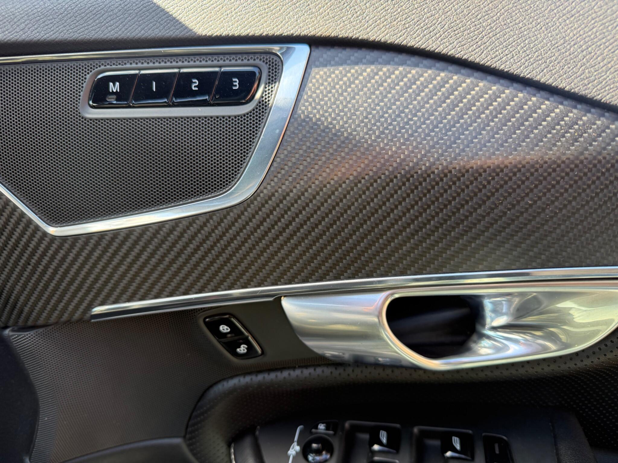 Volvo XC90 view 43