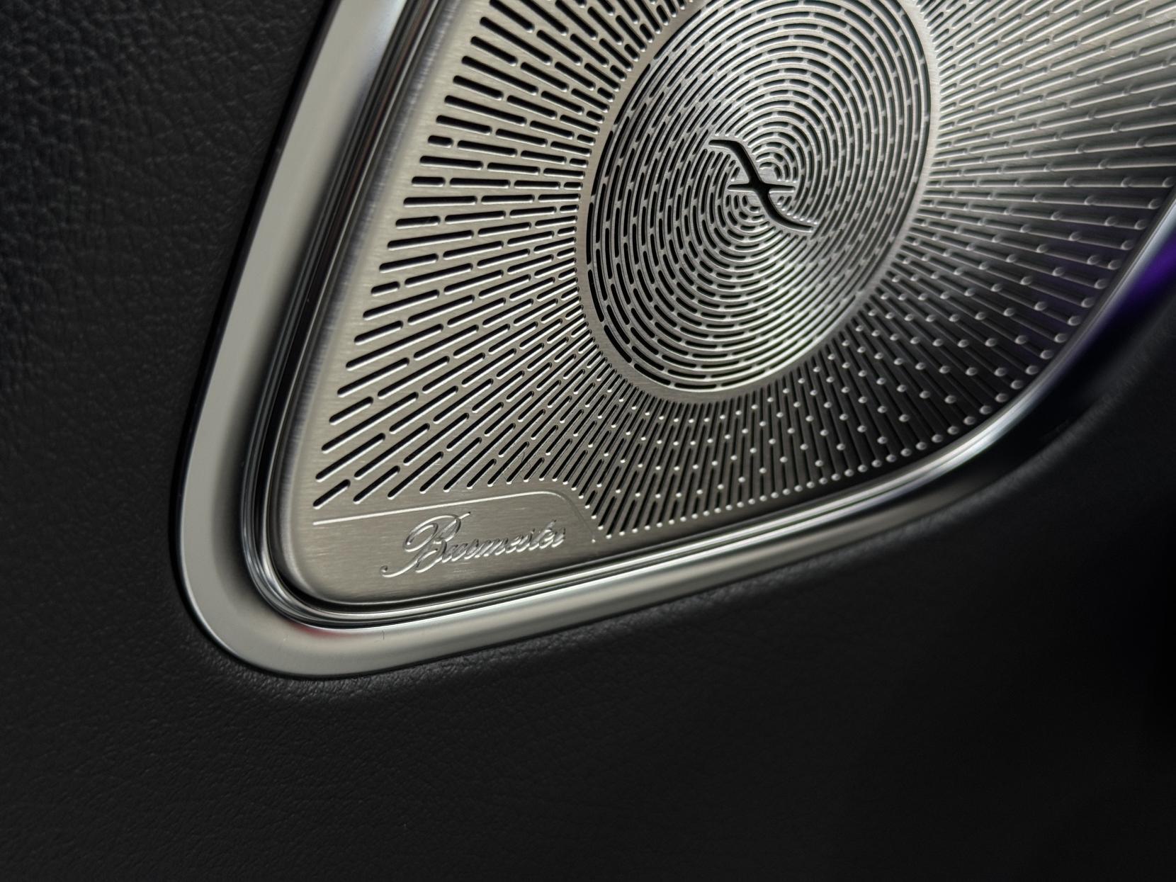 Mercedes-Benz GLC view 55