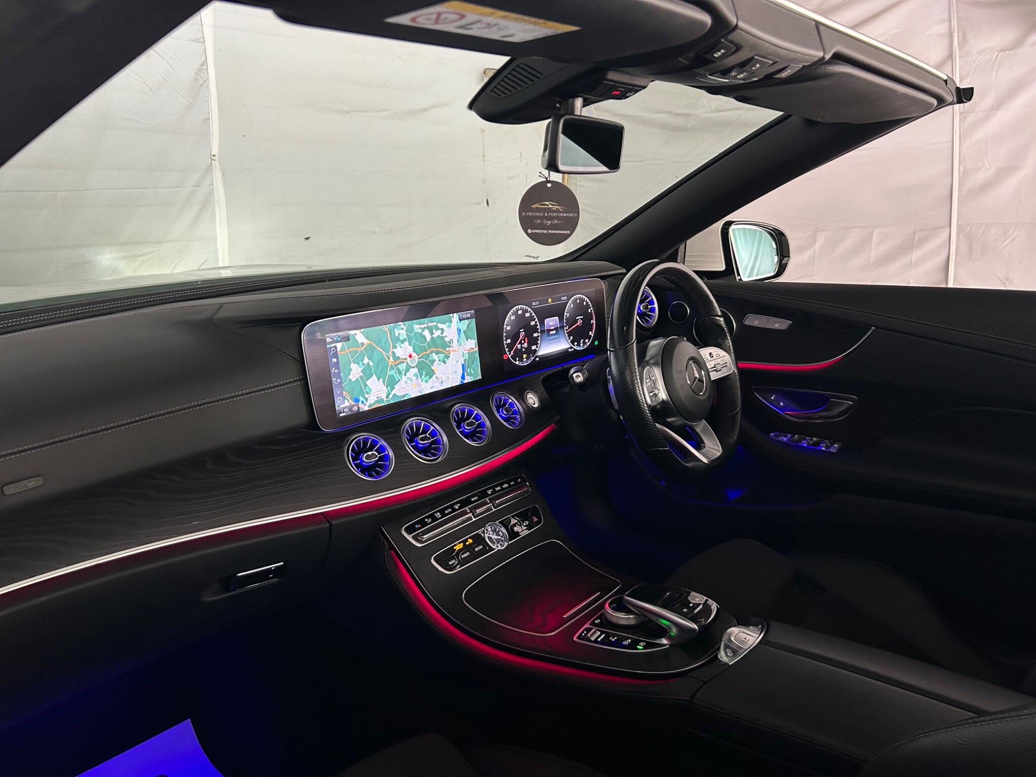 Mercedes-Benz E-Class view 19