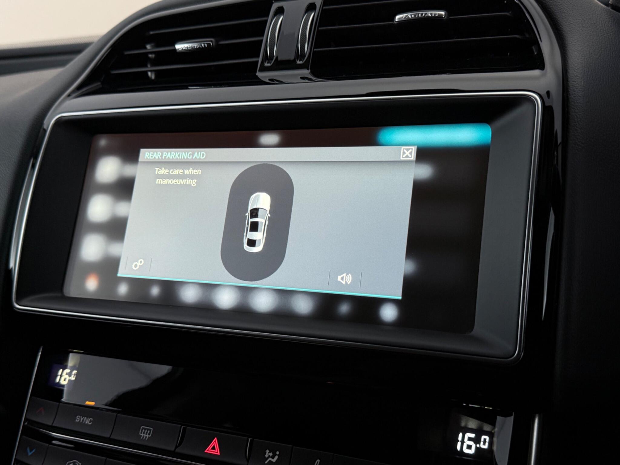 Jaguar Xe view 26