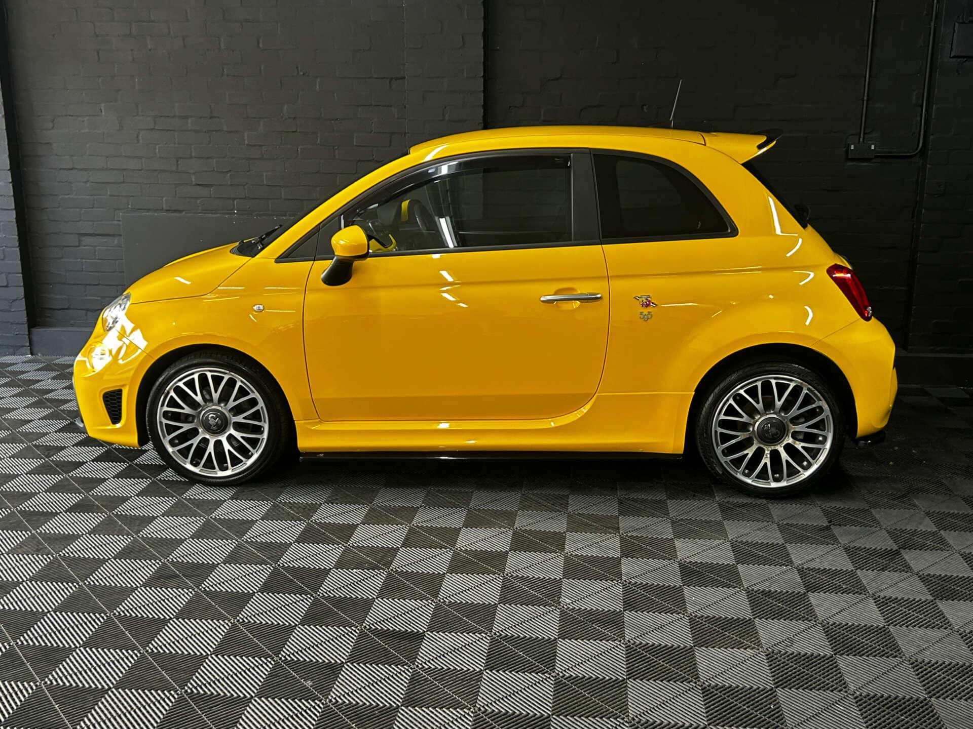 Abarth 595 view 13