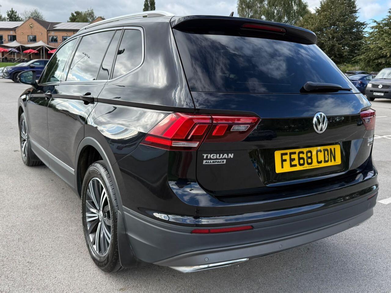 Volkswagen Tiguan Allspace view 52