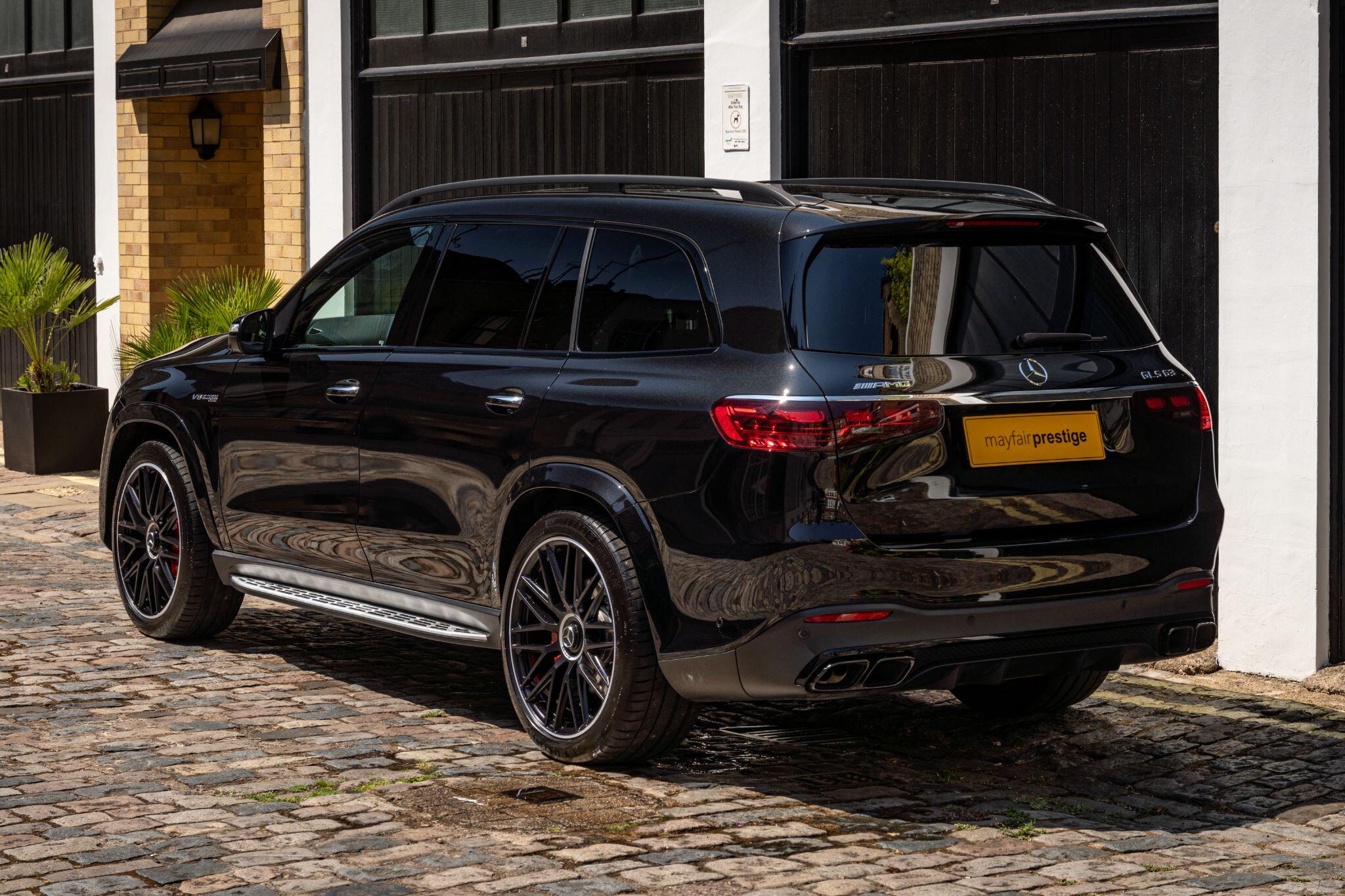 Mercedes-Benz GLS view 4