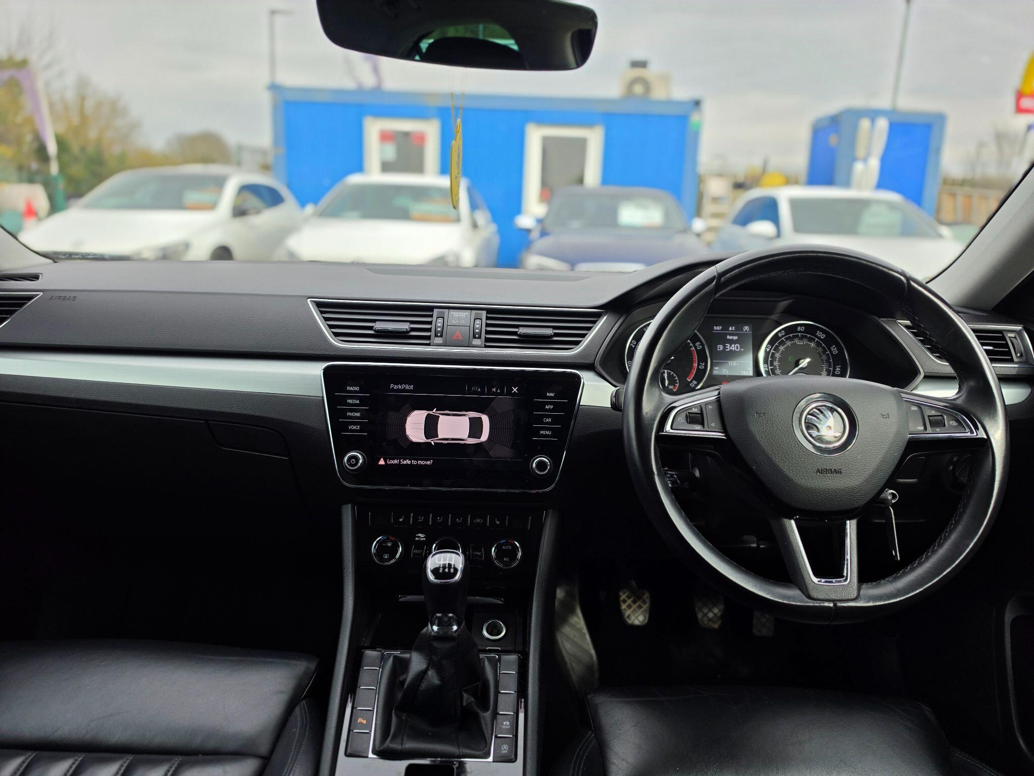 Skoda Superb view 11