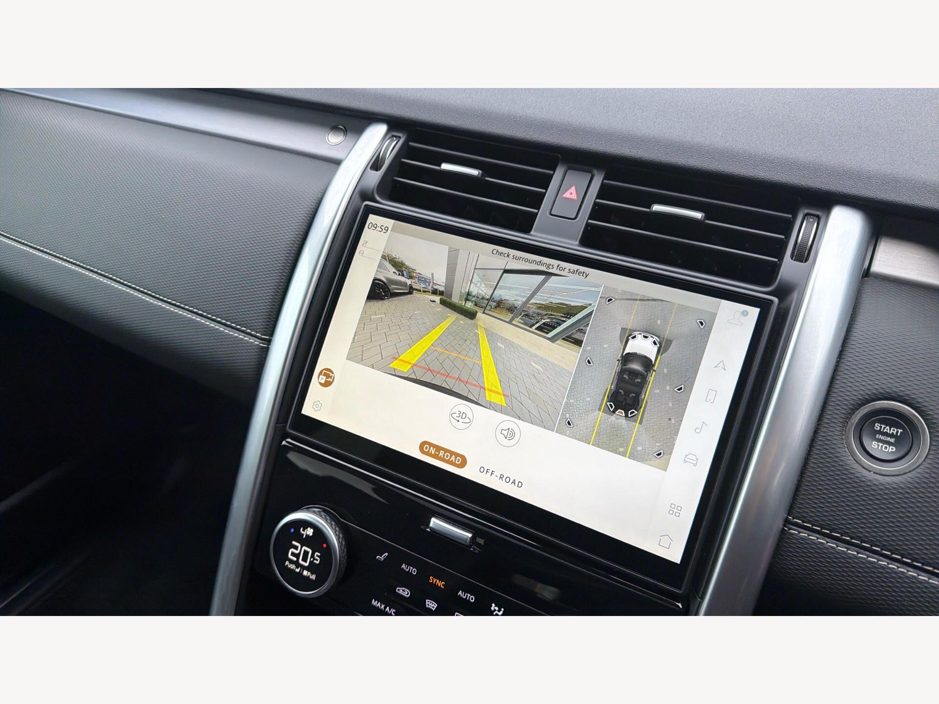 Land Rover Discovery view 14