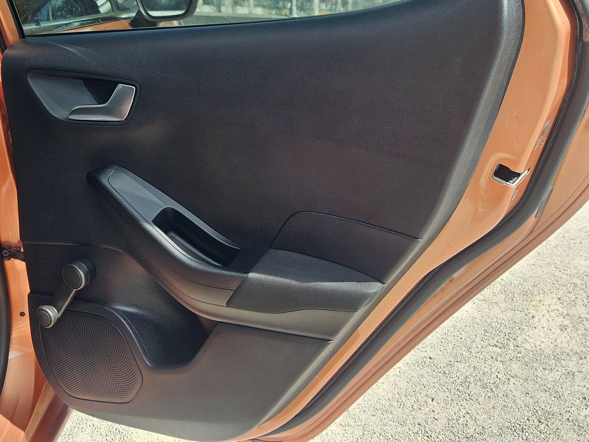 2017 Ford Fiesta image 51