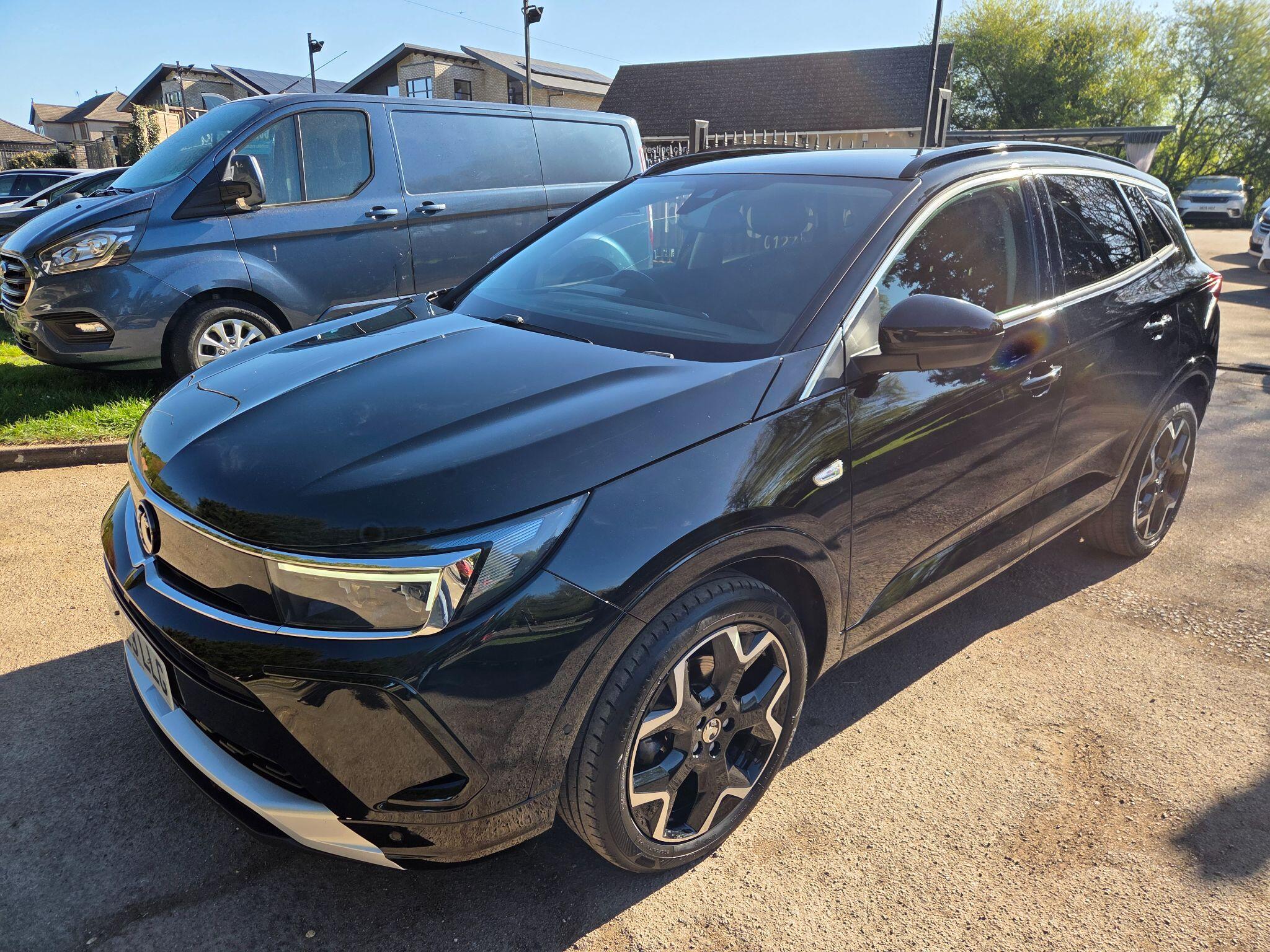 Vauxhall Grandland view 5