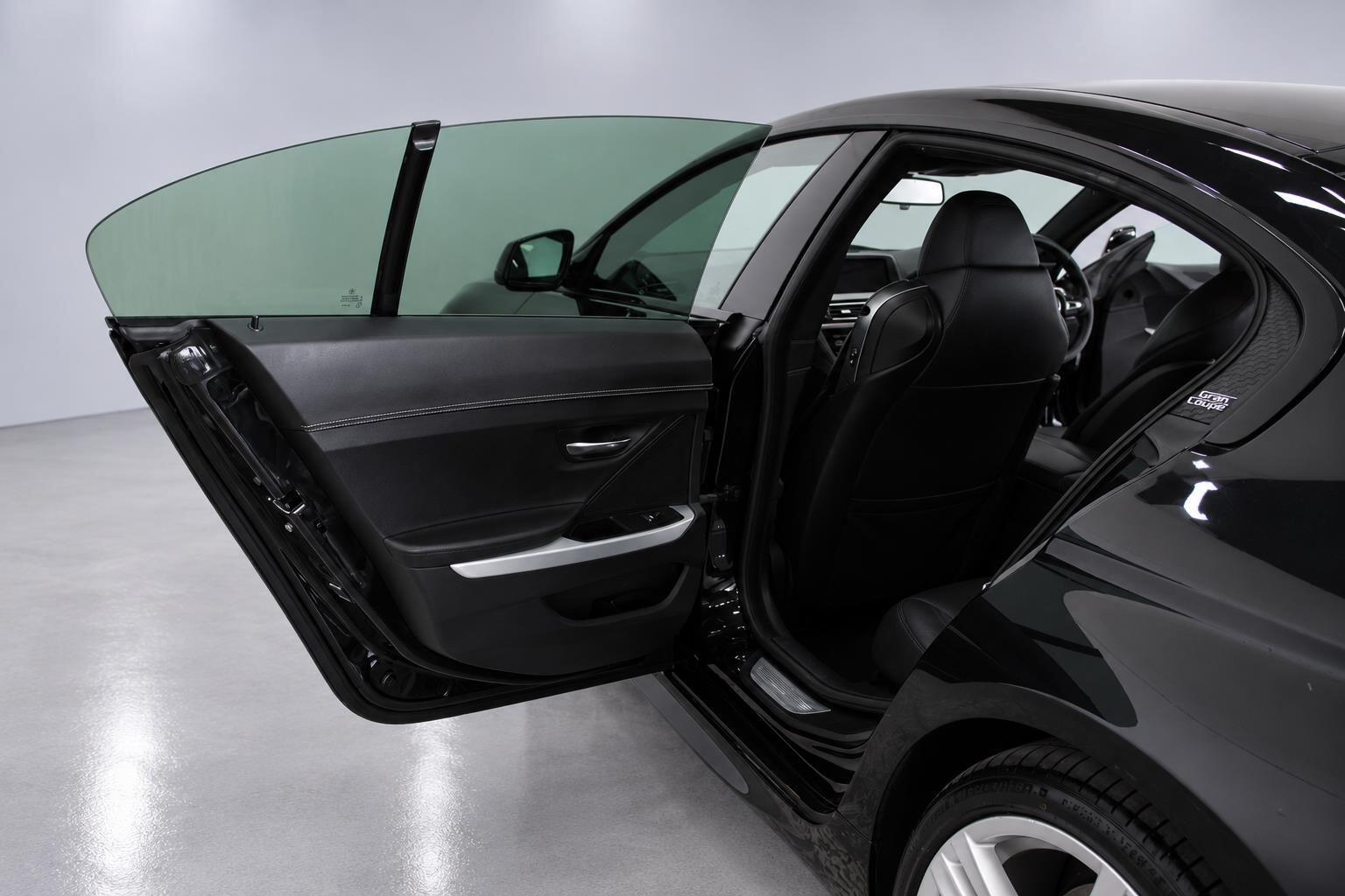 BMW 6 Series view 27