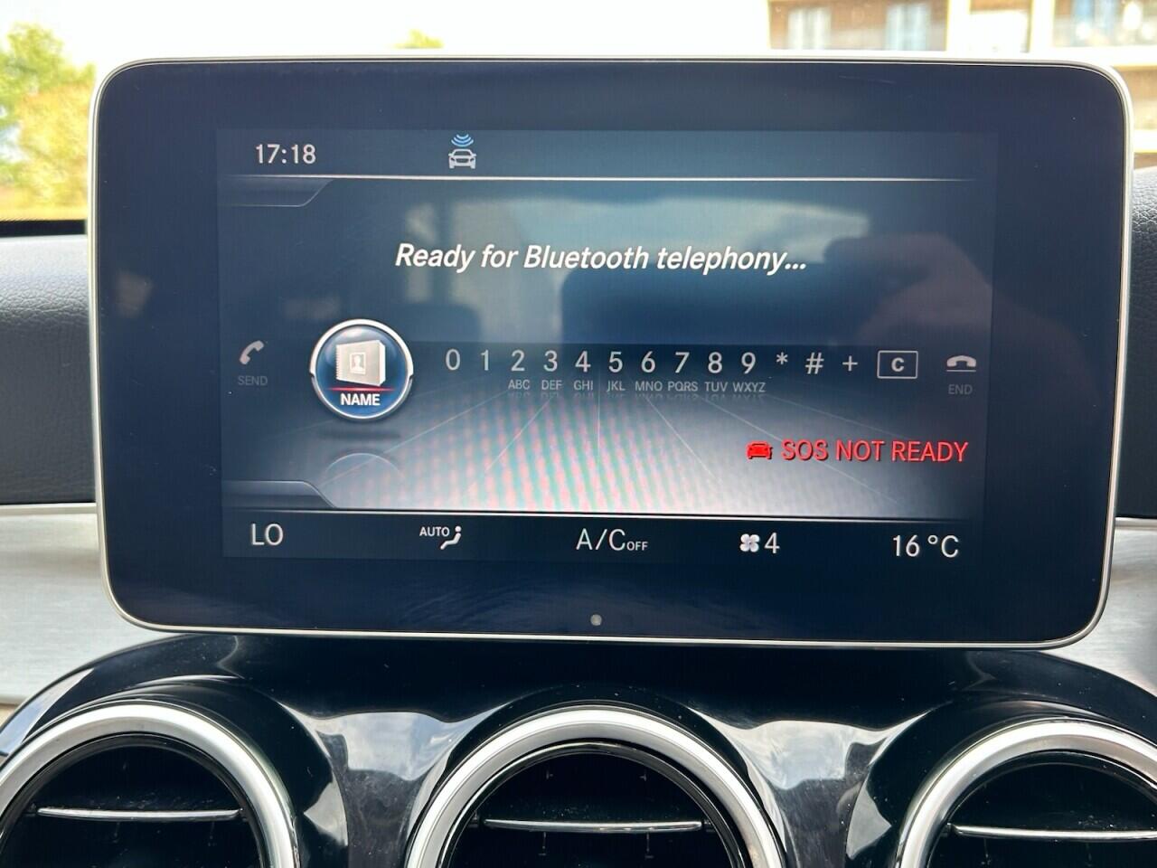 Mercedes-Benz C-Class view 40
