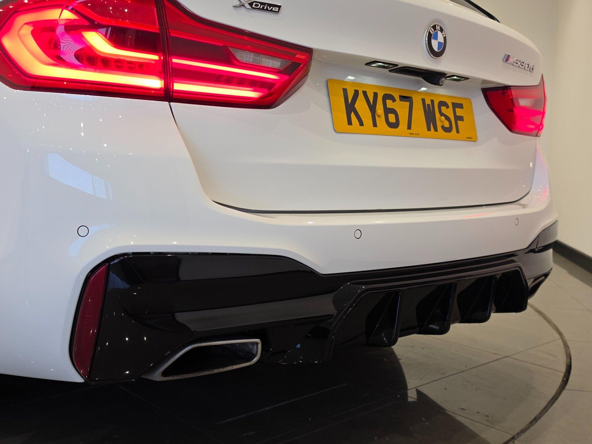 BMW 5 Series view 41