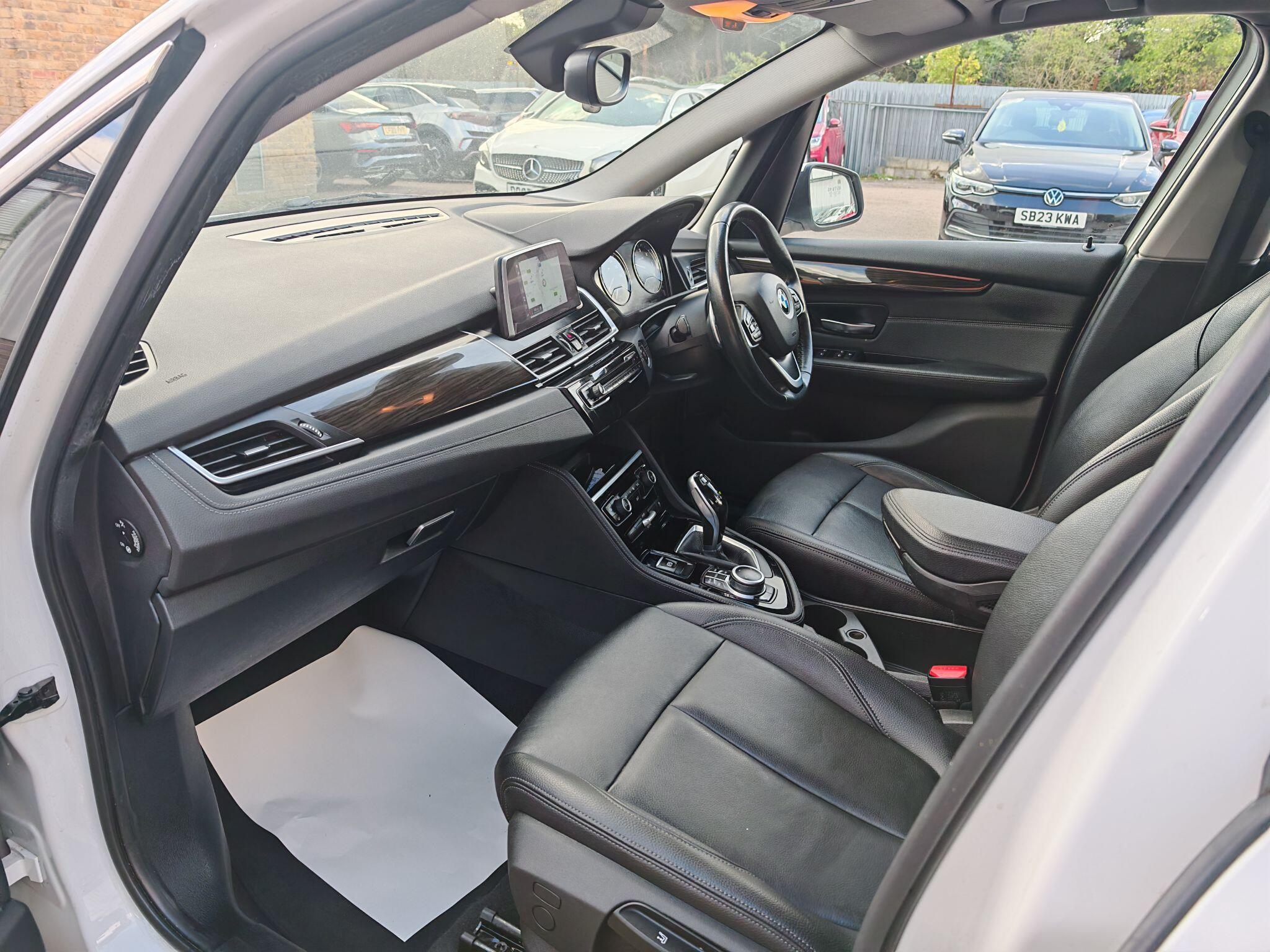 BMW 2 Series view 20