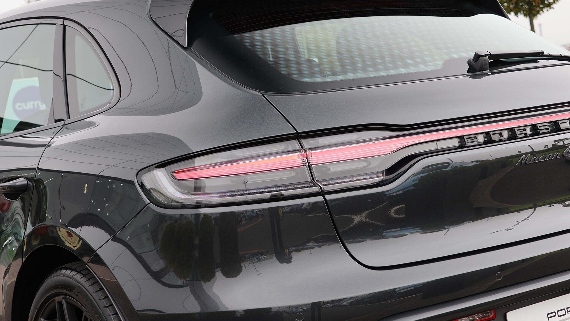 Porsche Macan view 30