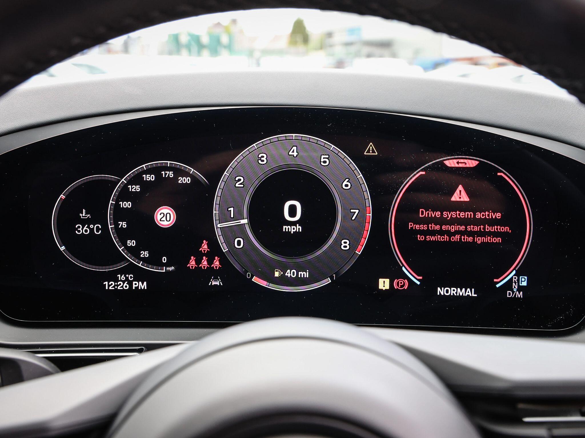 Porsche Cayenne view 48