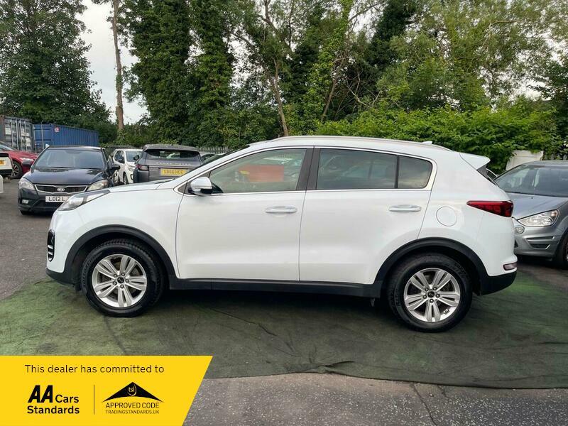 2017 Kia Sportage 1.6 GDi 2 Euro 6 (s/s) 5dr • 96,290 miles image 24