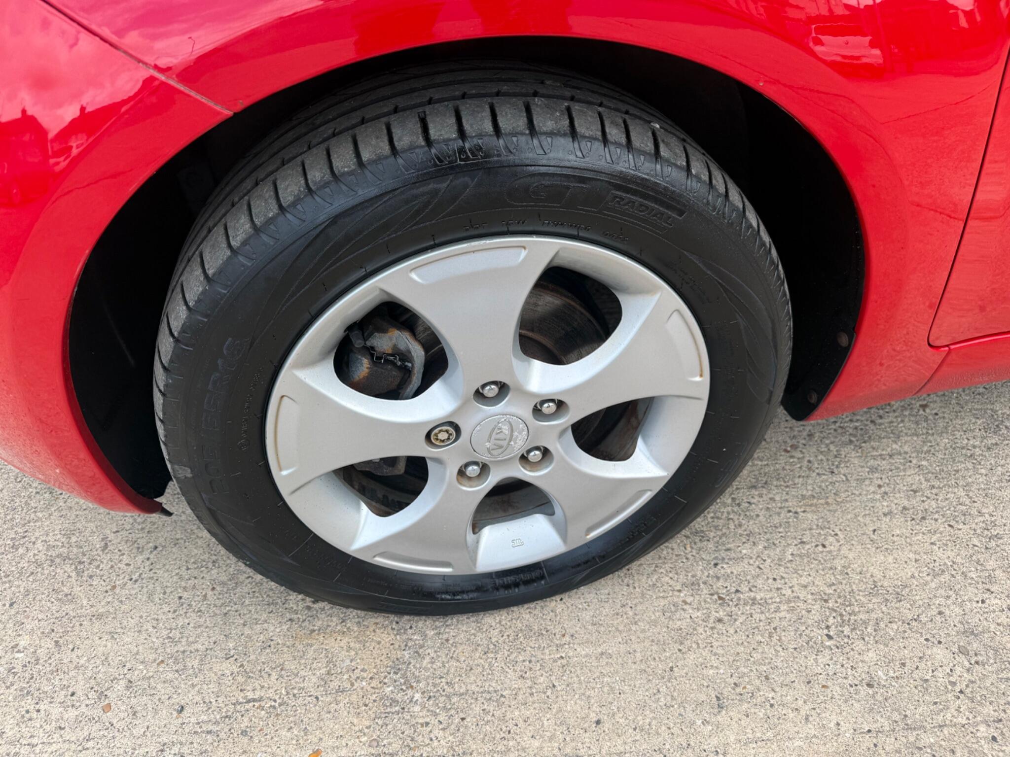 Kia Venga view 32