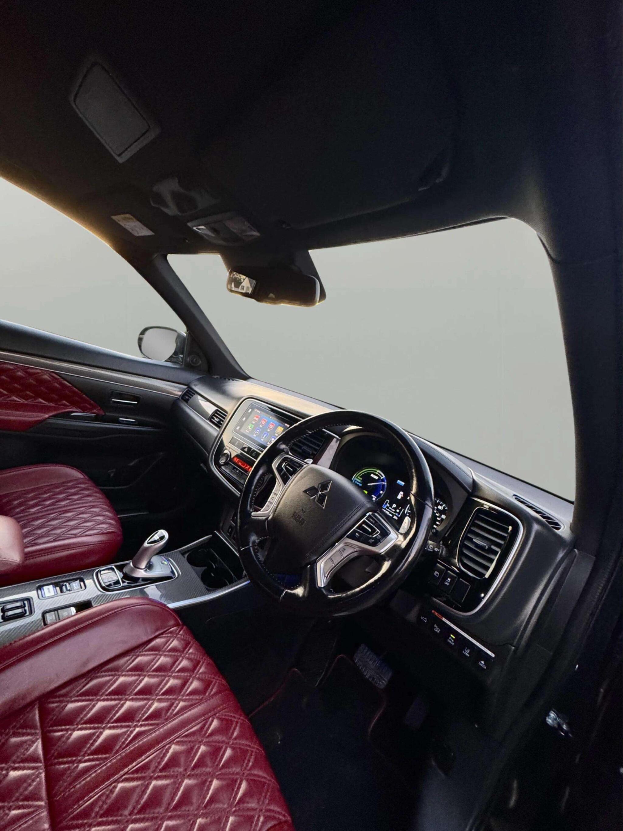 Mitsubishi Outlander view 61